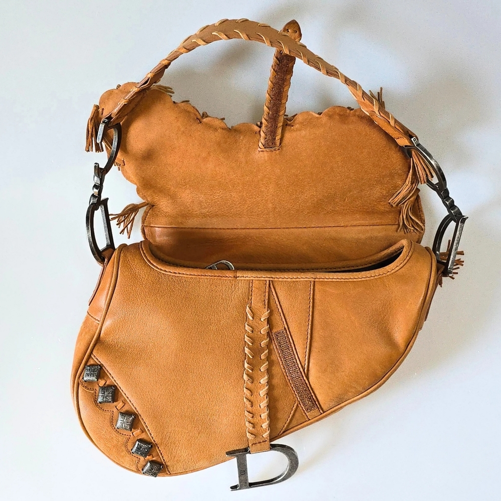 Dior Saddle Bag Limited Edition Studded Fur Trim - Picture 9 of 16